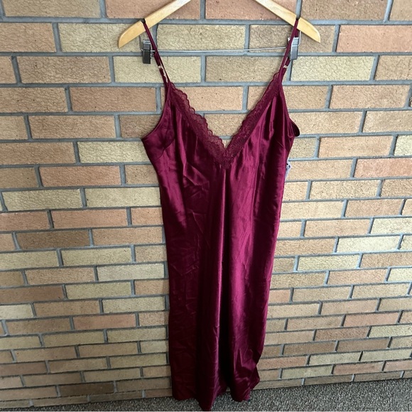 NWT INC Women's Lace-Trim Long Satin Lingerie Nightgown Red Size Small - Picture 1 of 6